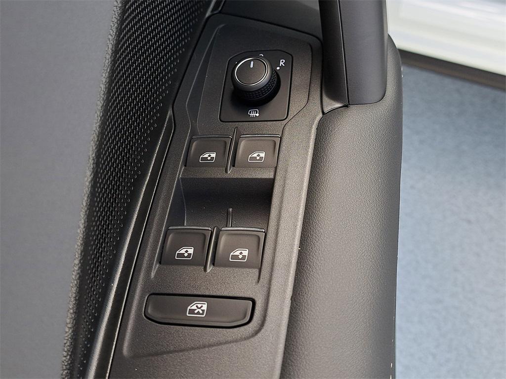 new 2026 Volkswagen Tiguan car, priced at $35,733