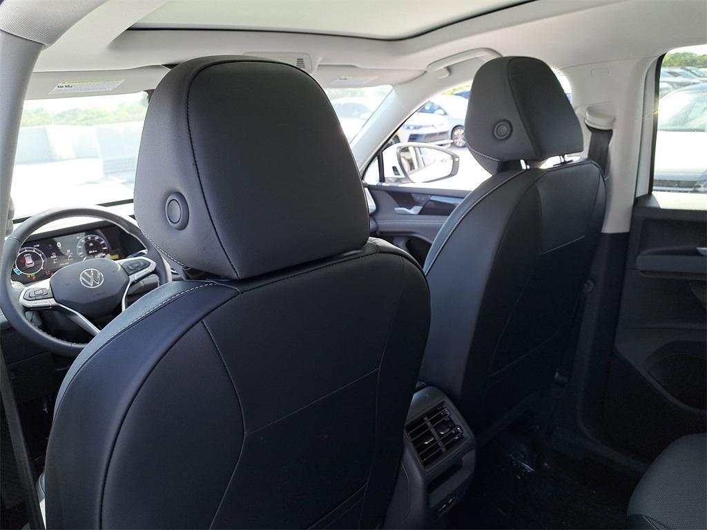 new 2026 Volkswagen Tiguan car, priced at $35,733