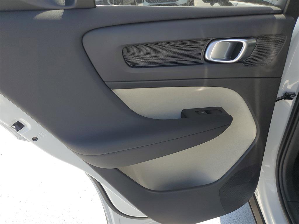 new 2026 Volvo XC40 car, priced at $45,737