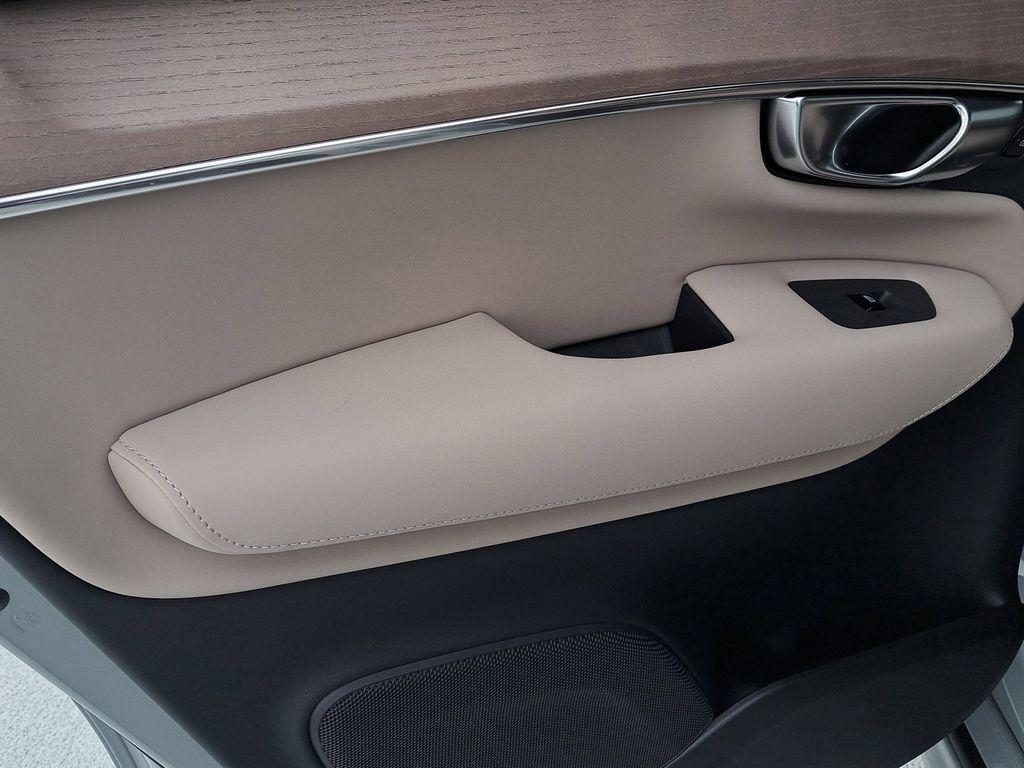 new 2026 Volvo XC90 car, priced at $65,914