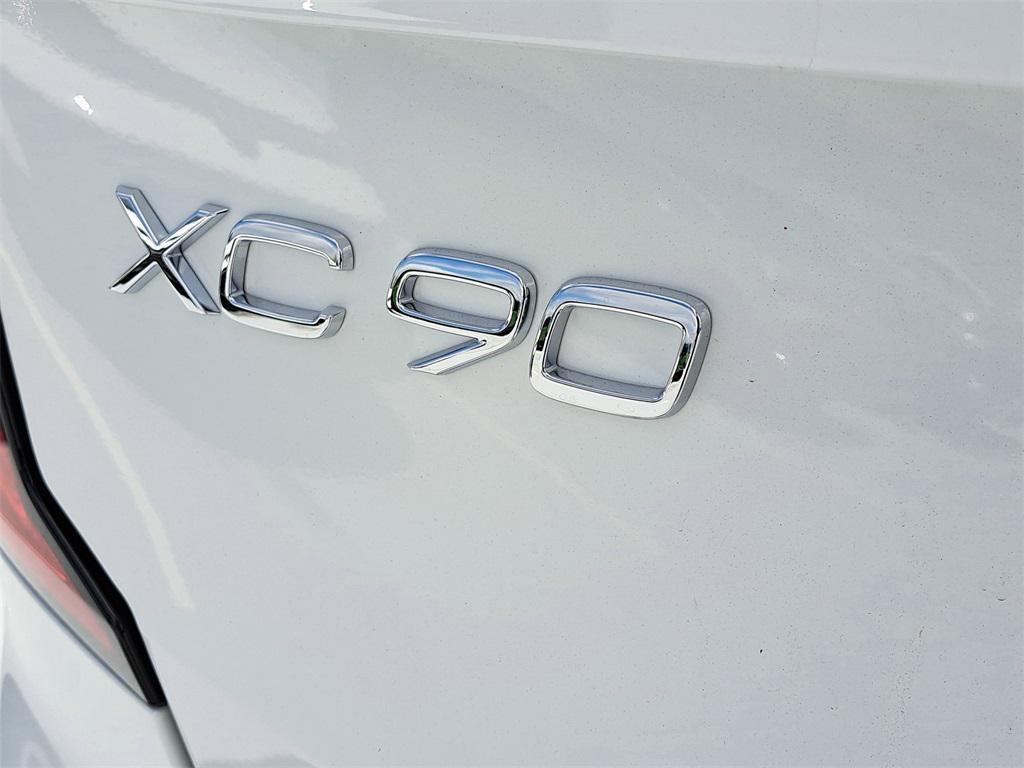 new 2026 Volvo XC90 car, priced at $70,139