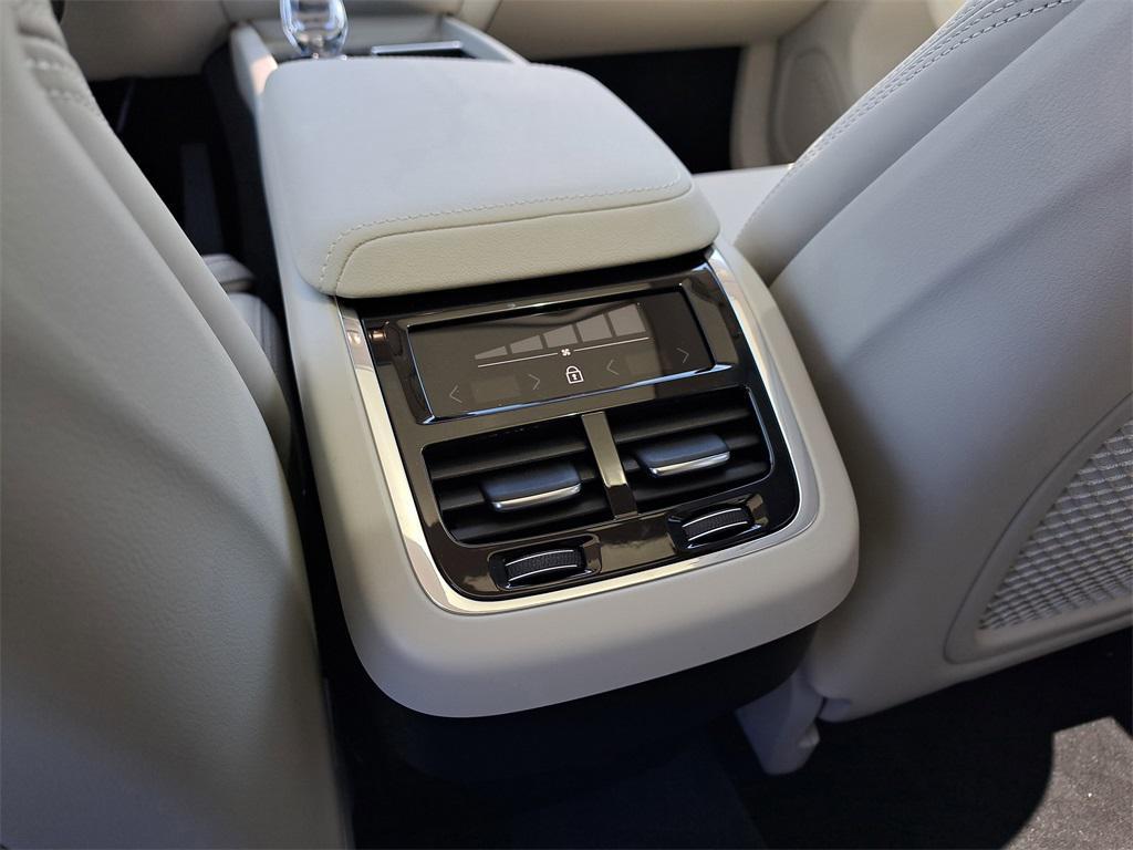 new 2026 Volvo XC60 car, priced at $58,555