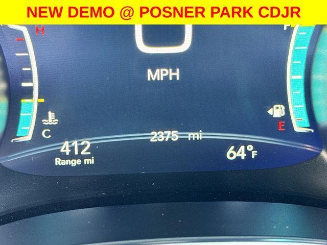 new 2026 Chrysler Pacifica car, priced at $45,789