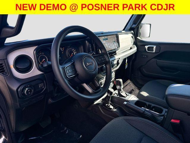 new 2026 Jeep Gladiator car, priced at $39,322