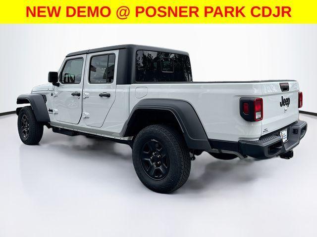 new 2026 Jeep Gladiator car, priced at $37,689