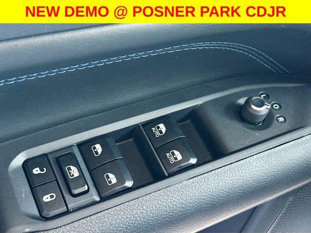 new 2025 Jeep Compass car, priced at $27,489