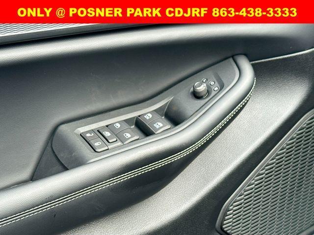 new 2025 Jeep Grand Cherokee car, priced at $38,539