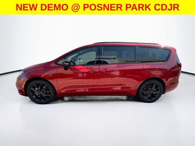new 2026 Chrysler Pacifica car, priced at $43,989