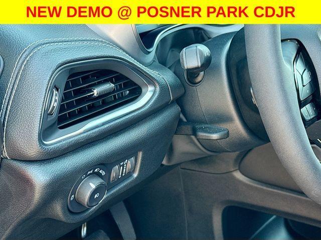 new 2026 Chrysler Pacifica car, priced at $43,989