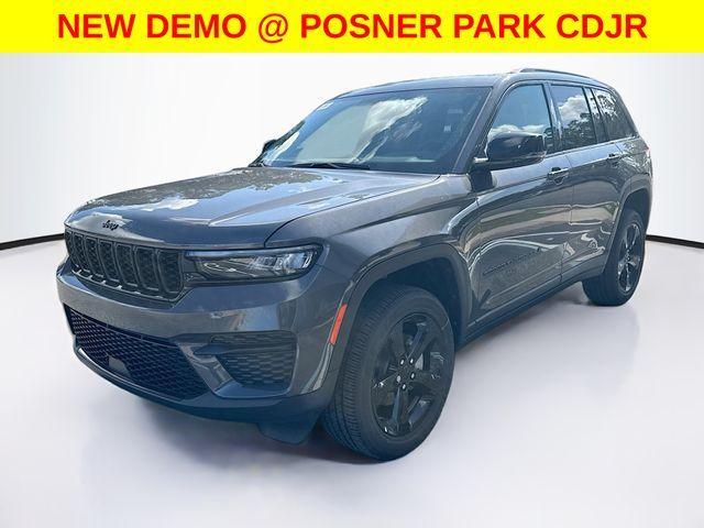 new 2025 Jeep Grand Cherokee car, priced at $43,286