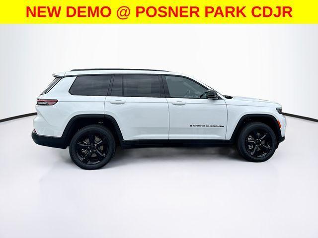 new 2025 Jeep Grand Cherokee L car, priced at $37,589
