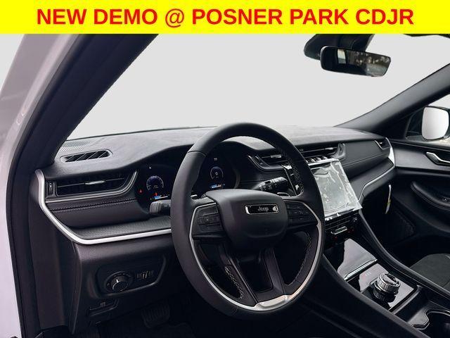 new 2025 Jeep Grand Cherokee L car, priced at $37,589