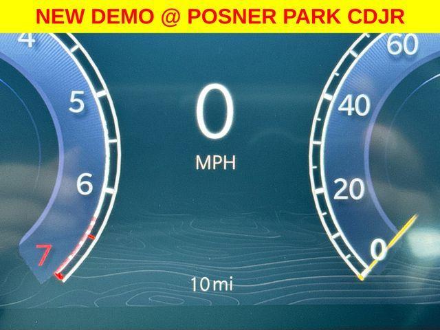 new 2025 Jeep Grand Cherokee car, priced at $47,989