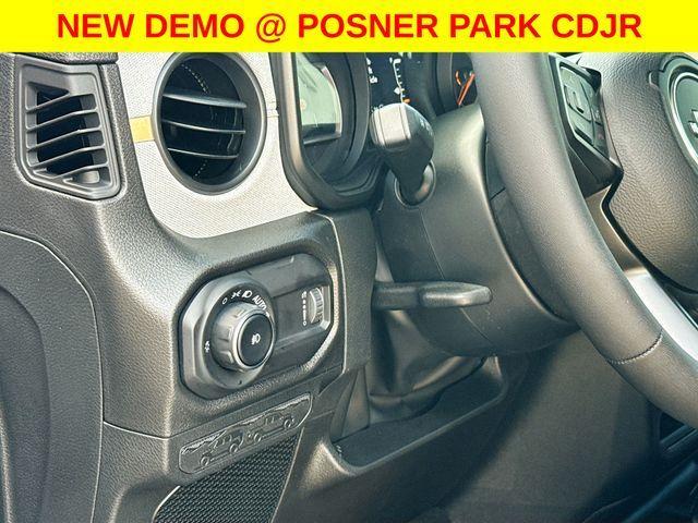 new 2026 Jeep Wrangler car, priced at $39,576