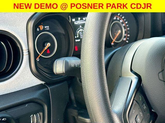 new 2025 Jeep Gladiator car, priced at $33,989