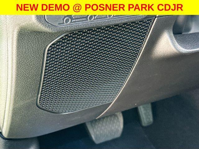 new 2025 Jeep Gladiator car, priced at $33,989