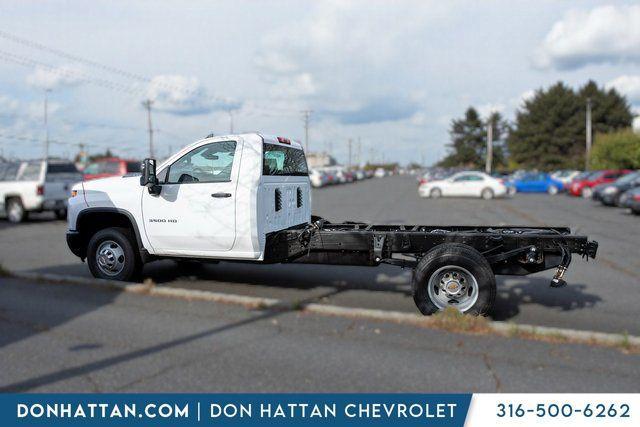new 2025 Chevrolet Silverado 3500 car, priced at $47,318