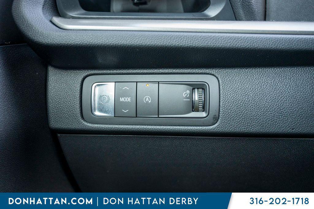 new 2026 Chevrolet Traverse car, priced at $44,020