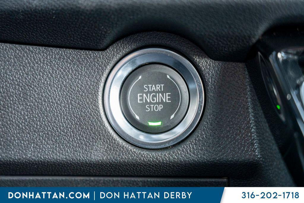 new 2026 Chevrolet Traverse car, priced at $44,020