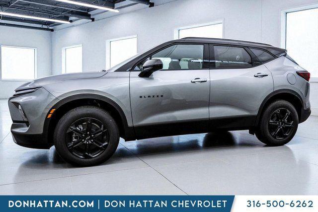 new 2025 Chevrolet Blazer car, priced at $34,998