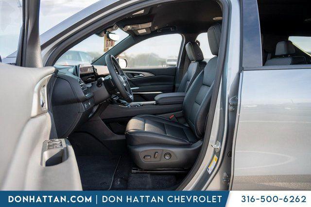 new 2026 Chevrolet Traverse car, priced at $42,998