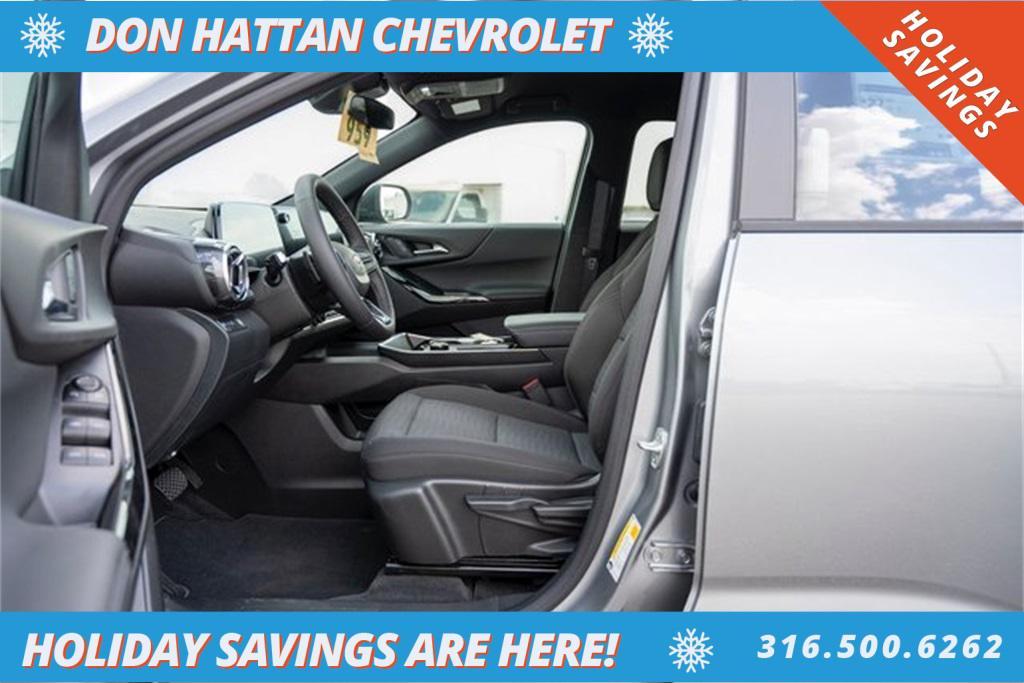 new 2026 Chevrolet Equinox car, priced at $32,495