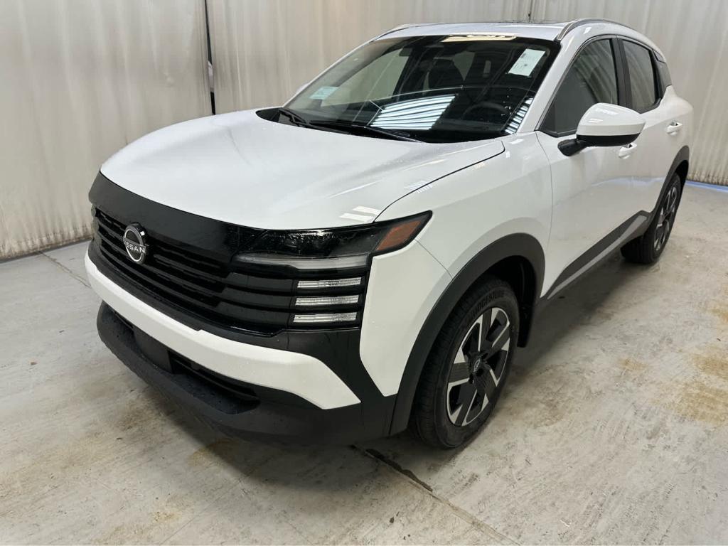 new 2025 Nissan Kicks car, priced at $27,058