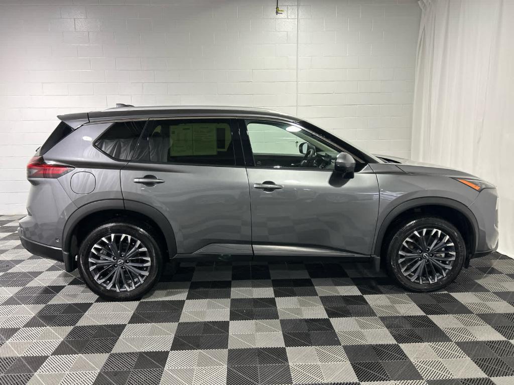 used 2025 Nissan Rogue car, priced at $31,991