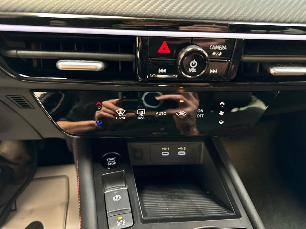 new 2025 Nissan Kicks car, priced at $27,902