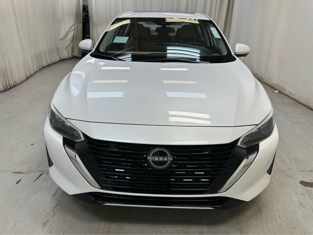 new 2025 Nissan Sentra car, priced at $26,984