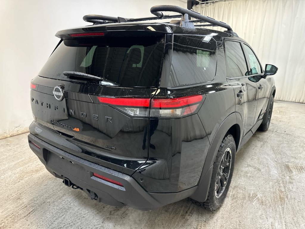 new 2025 Nissan Pathfinder car, priced at $44,257