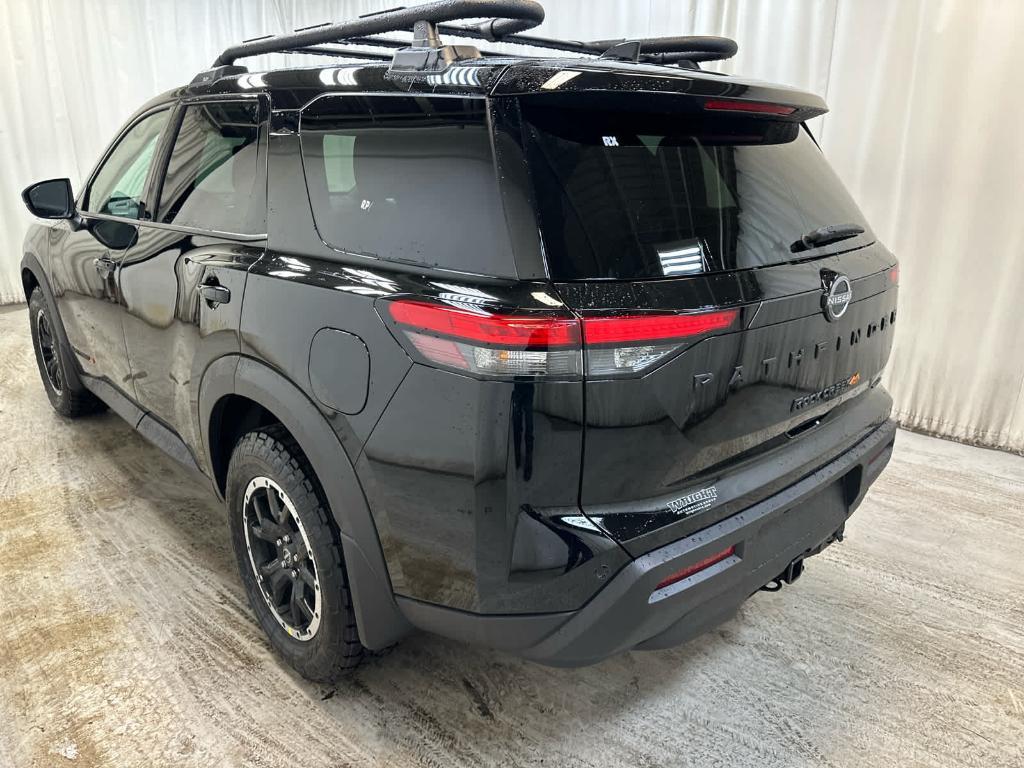 new 2025 Nissan Pathfinder car, priced at $44,257