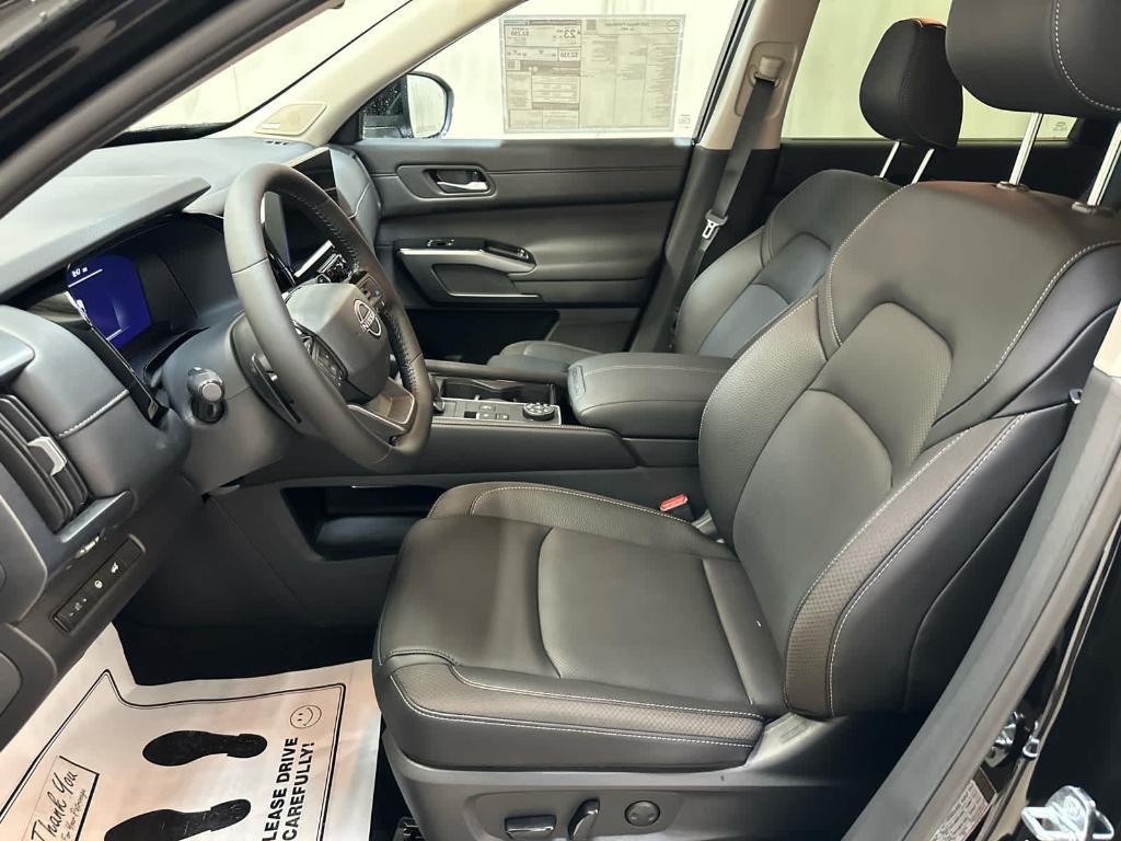 new 2026 Nissan Pathfinder car, priced at $48,094