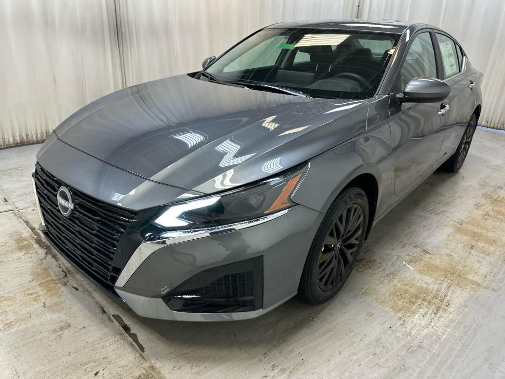 new 2025 Nissan Altima car, priced at $30,445