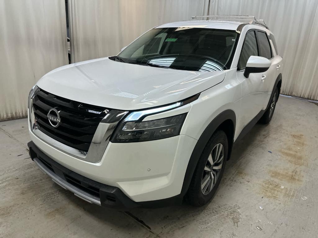 new 2025 Nissan Pathfinder car, priced at $44,882