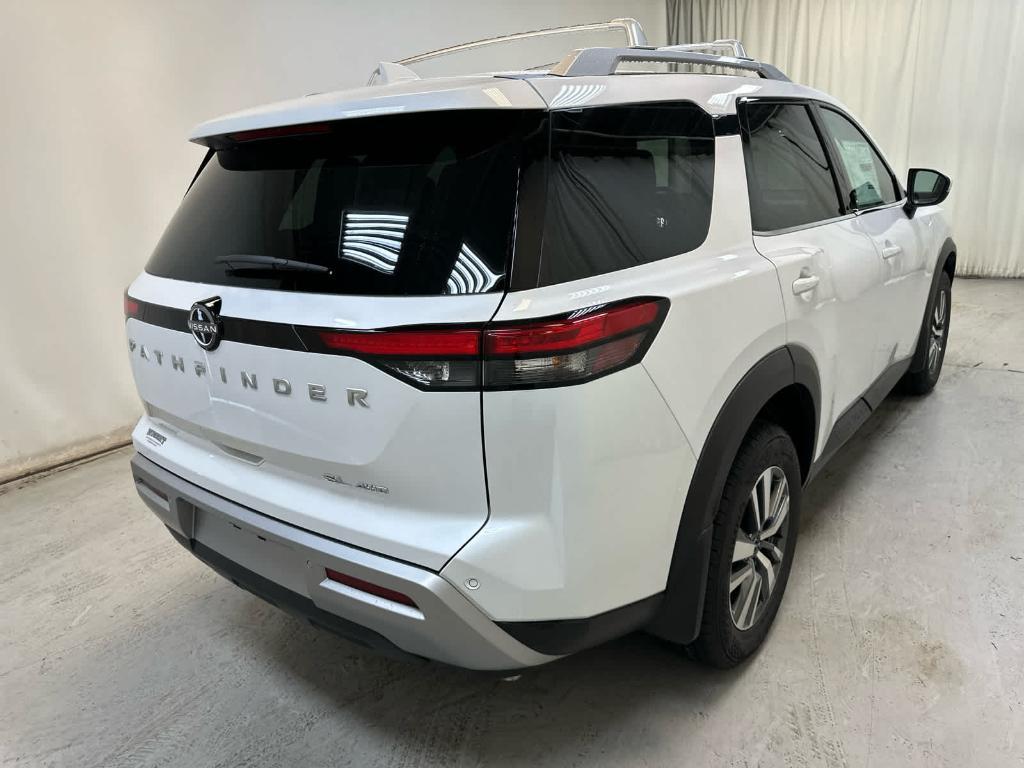 new 2025 Nissan Pathfinder car, priced at $44,882