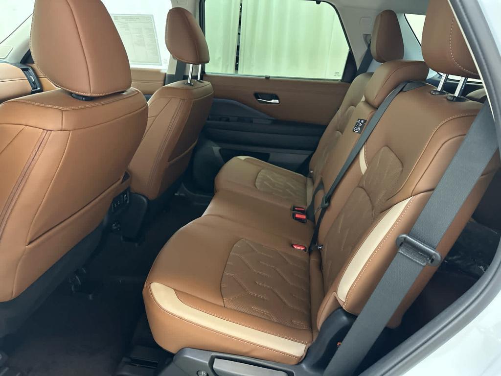 new 2026 Nissan Pathfinder car, priced at $51,808