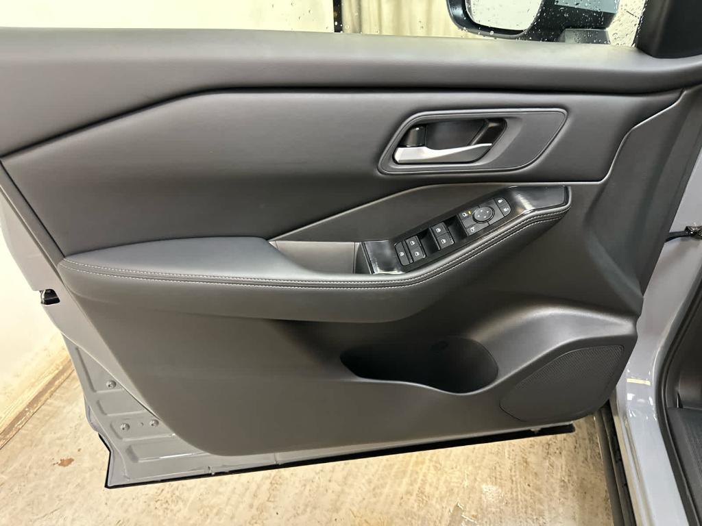 new 2026 Nissan Rogue car, priced at $34,010