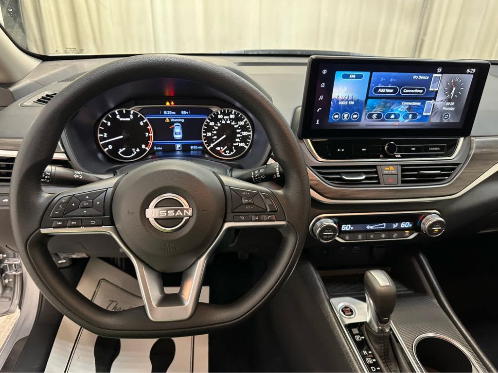 new 2025 Nissan Altima car, priced at $30,445