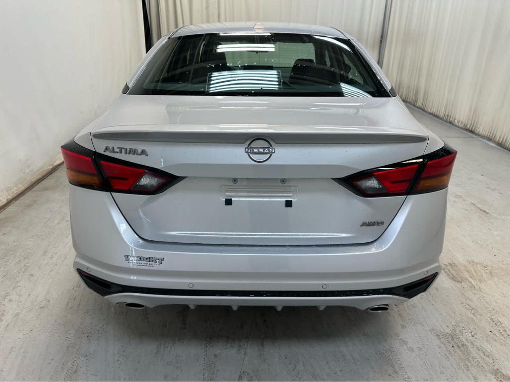 new 2025 Nissan Altima car, priced at $30,445