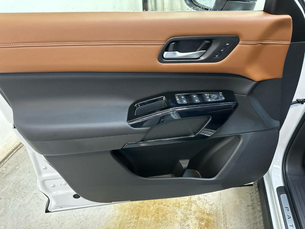 new 2026 Nissan Pathfinder car, priced at $53,093