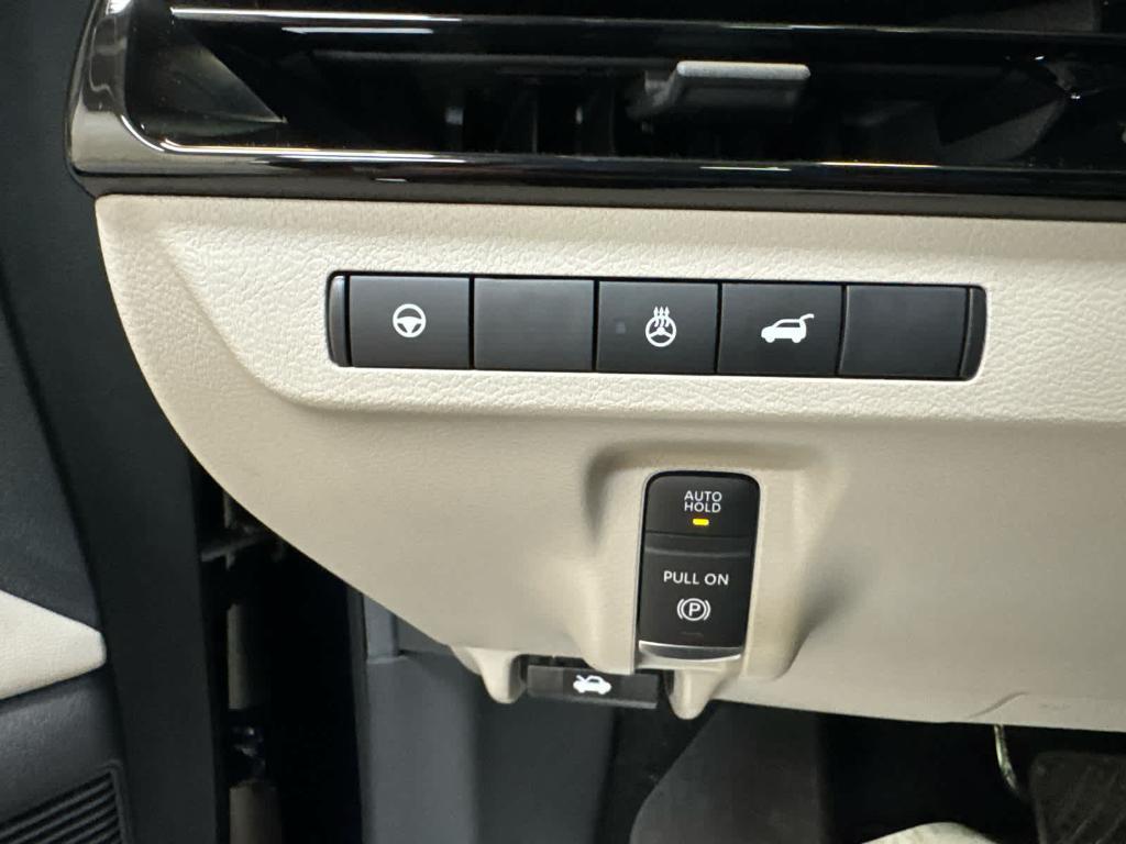 used 2025 Nissan Murano car, priced at $38,485