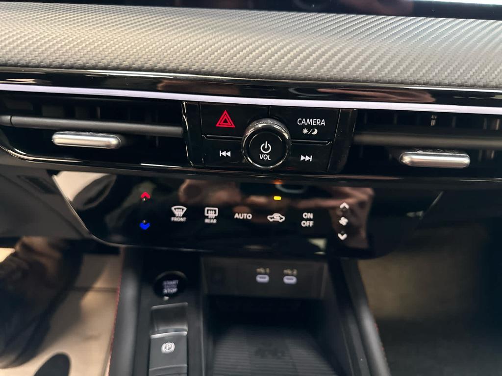 new 2025 Nissan Kicks car, priced at $26,530