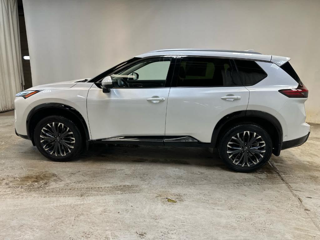 used 2025 Nissan Rogue car, priced at $35,399