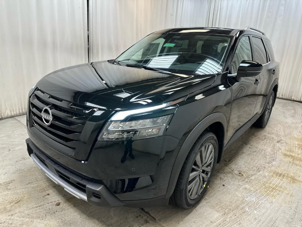 new 2025 Nissan Pathfinder car, priced at $47,703