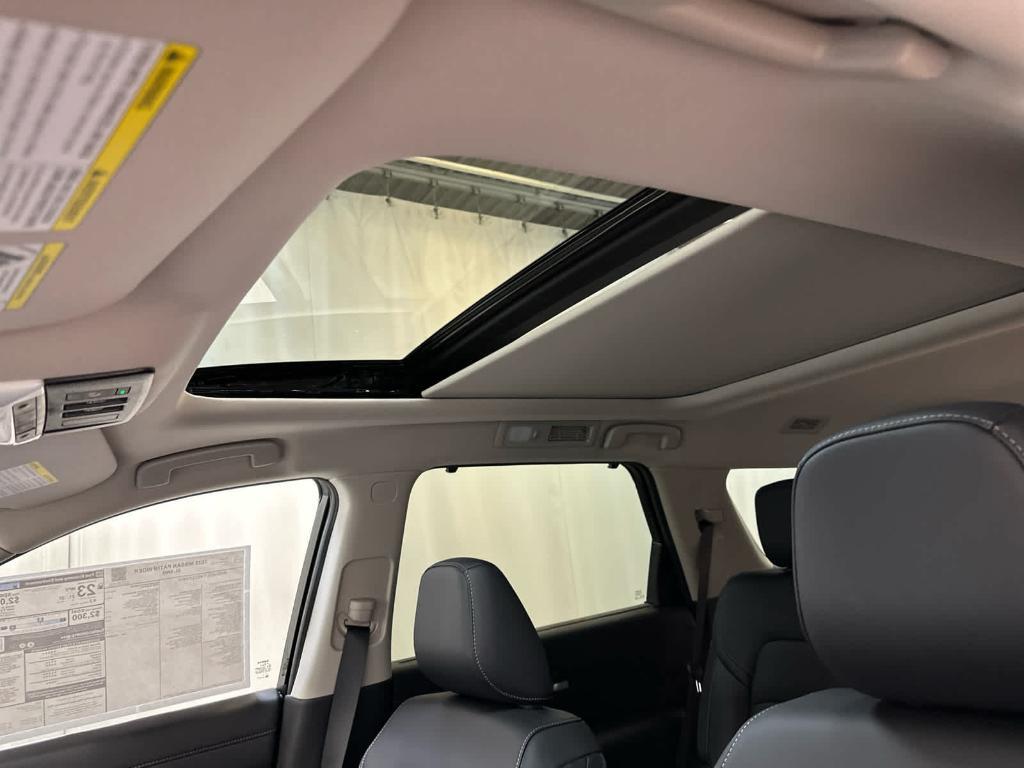 new 2025 Nissan Pathfinder car, priced at $47,703