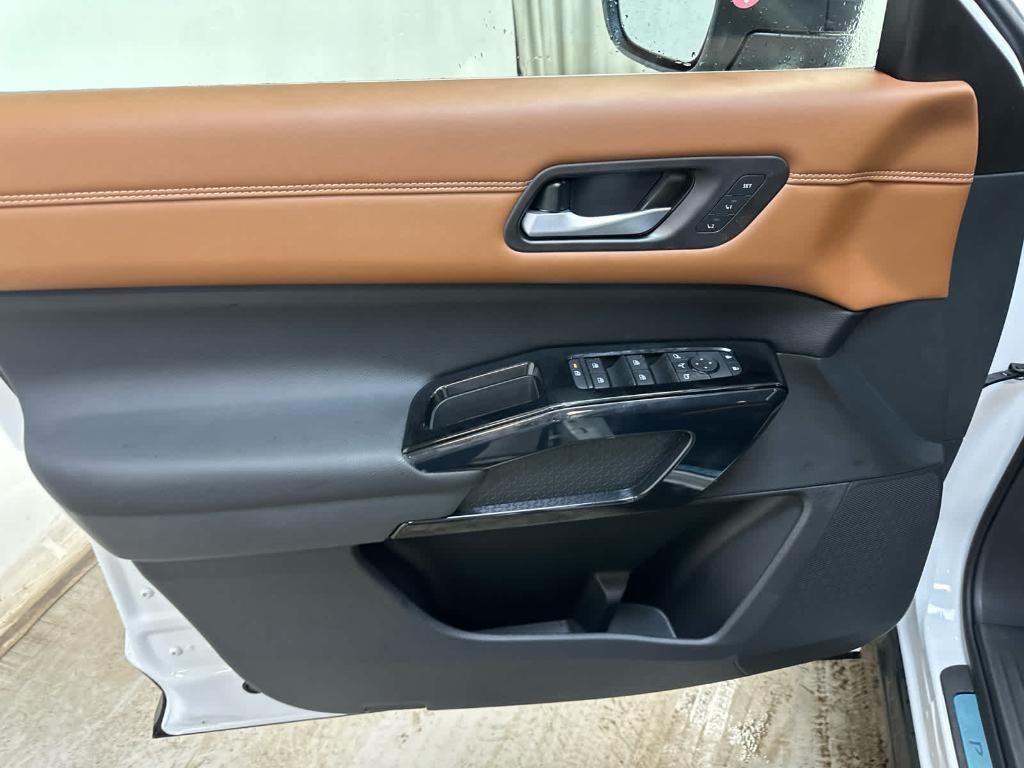new 2026 Nissan Pathfinder car, priced at $52,140