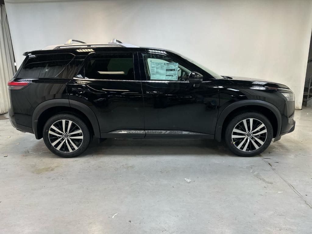 new 2025 Nissan Pathfinder car, priced at $51,121