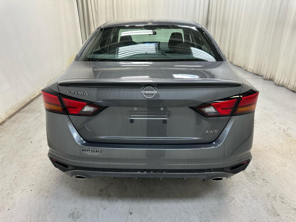new 2025 Nissan Altima car, priced at $30,445