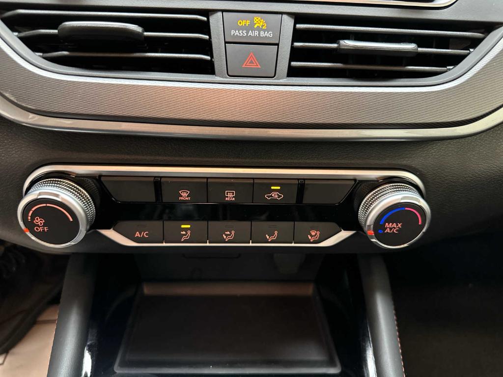 new 2025 Nissan Altima car, priced at $29,987